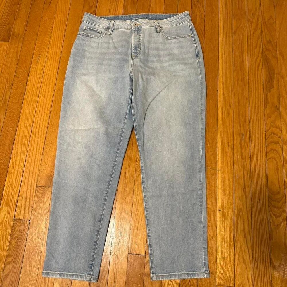 Style & Co Girlfriend Jeans Womens 14 Light Wash Stretch Straight Leg Denim Blue